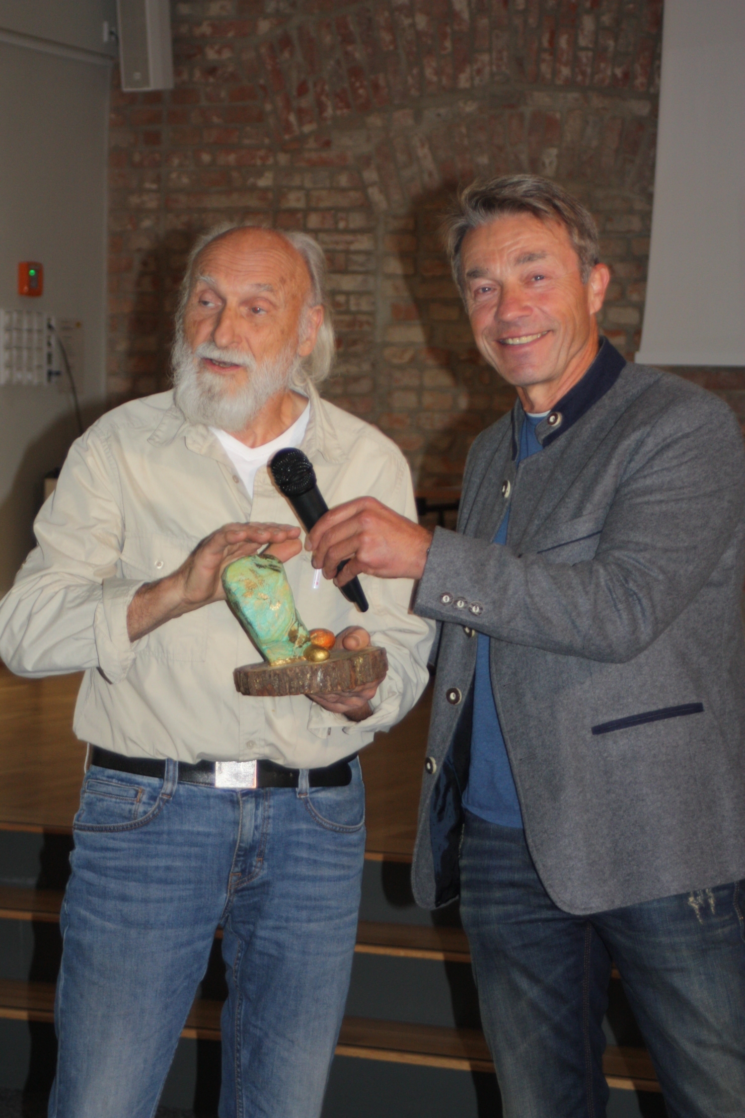Dieter Wankmüller und Günter Baaske mit dem Fläming-Initiativ-Preis